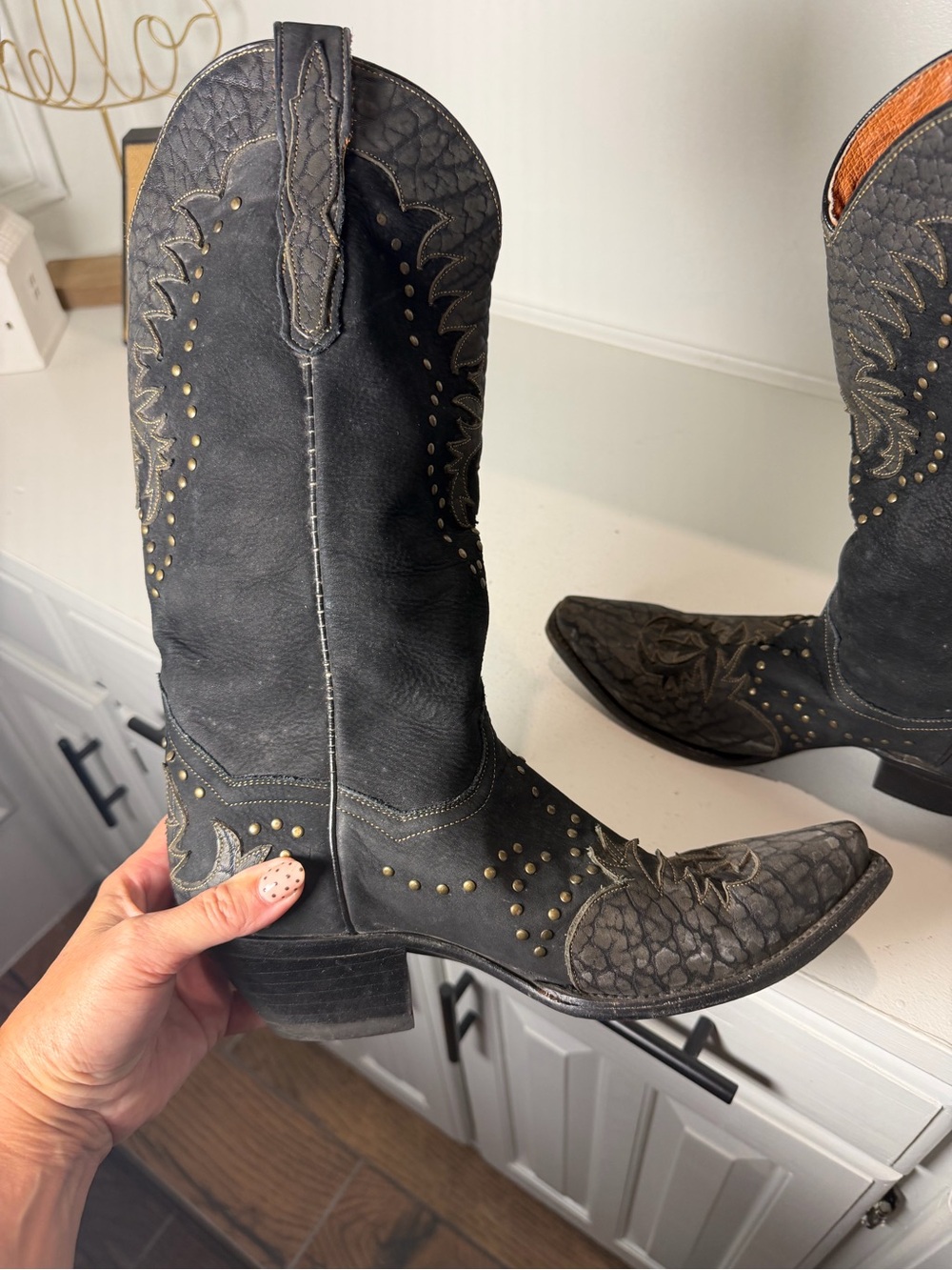 Dan Post Womens 9 Black Leather Studded Floral Cowboy Boots Distressed Western - Picture 8 of 10